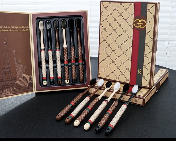 Набор зубных щёток(6шт)